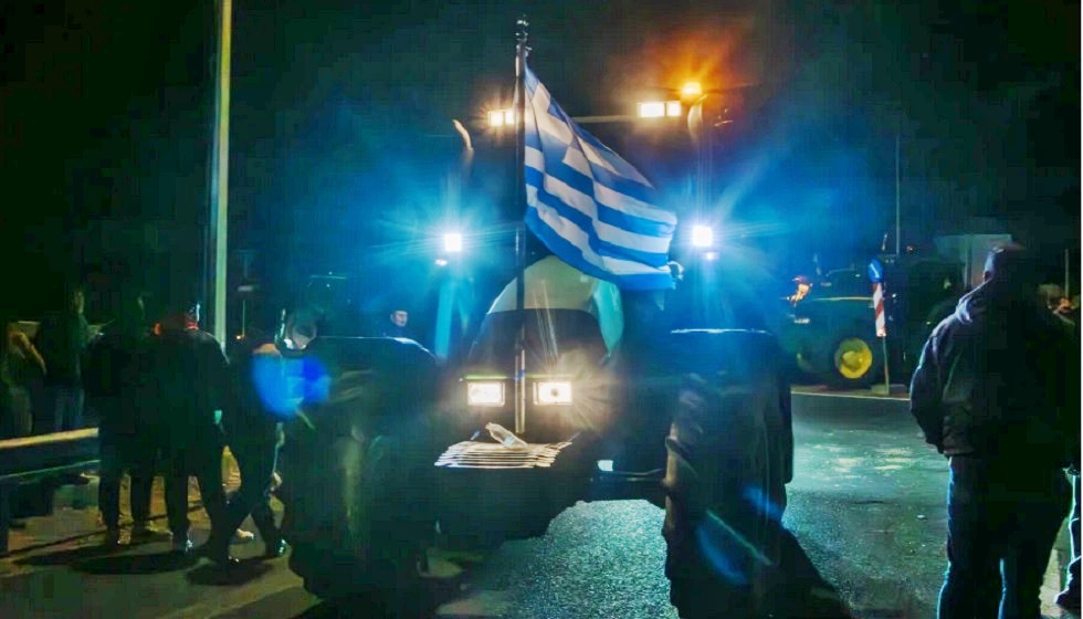 Απτόητοι οι αγρότες: «Ας έρθουν να μας συλλάβουν» - Προ των πυλών νέοι αποκλεισμοί
