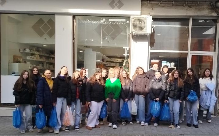 Μάθημα Αλληλεγγύης από τους Μαθητές του ΓΕΛ Καλαμπάκας