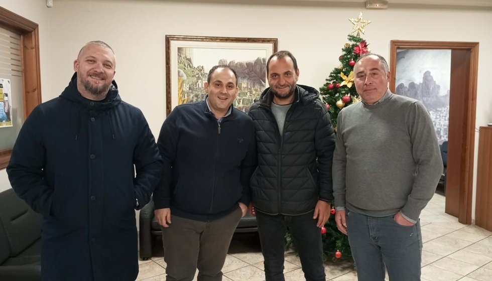 Συλλεκτικό στιγμιότυπο με τέσσερις άξιους και εξαιρετικούς κυρίους του Δήμου Μετεώρων!