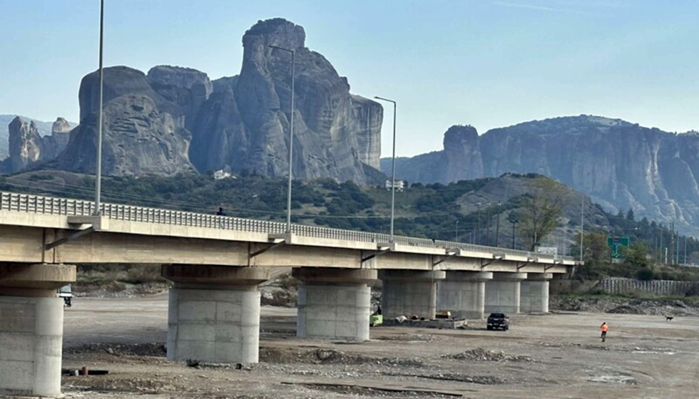 Σύσκεψη με τηλεδιάσκεψη Δημάρχου - Περιφερειάρχη και δύο Υφυπουργών στις 14:30 για τη γέφυρα της Διάβας