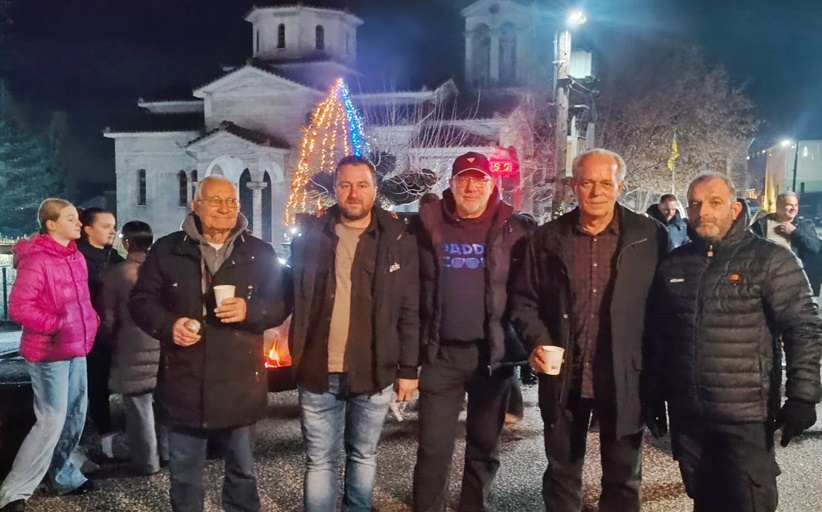 Μια υπέροχη βραδιά στο Αγιόφυλλο με πυροτεχνήματα και ζεστό κρασί...