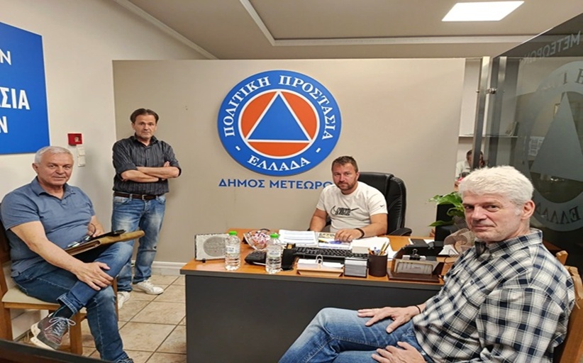 Επίσκεψη του κ. Μπίκου στο Δήμο Μετεώρων με θέμα συντονισμό, ετοιμότητα και πρόληψη για την αντιπυρική περίοδο