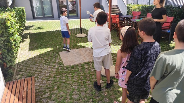 Βιβλιοθήκη Καλαμπάκας:  Καλοκαιρινές Δράσεις 2026: Νεροκουβαλητές με τρύπια αντικείμενα!