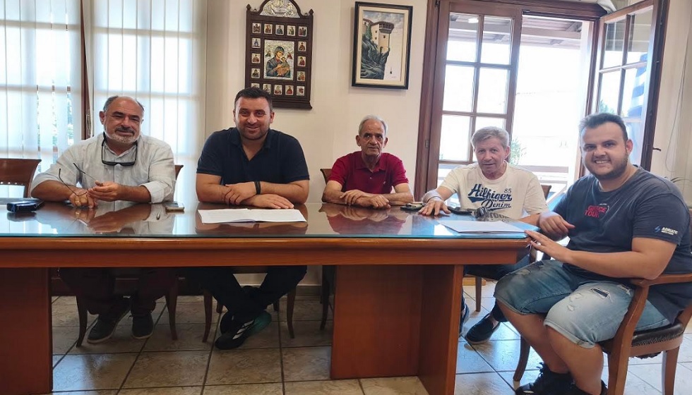 Με υπογραφή Αβραμόπουλου ξεκινούν τα έργα των 240.000€ για παιδικές χαρές  και κοινόχρηστους χώρους στον Δήμο Μετεώρων