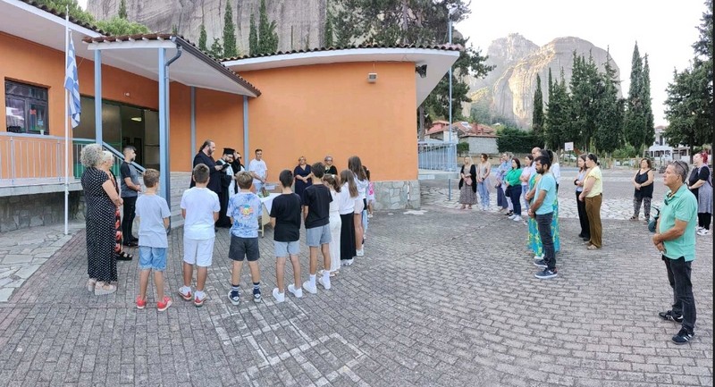 Aγιασμό στο Δημοτικό Σχολείο και το Νηπιαγωγείο Καστρακίου