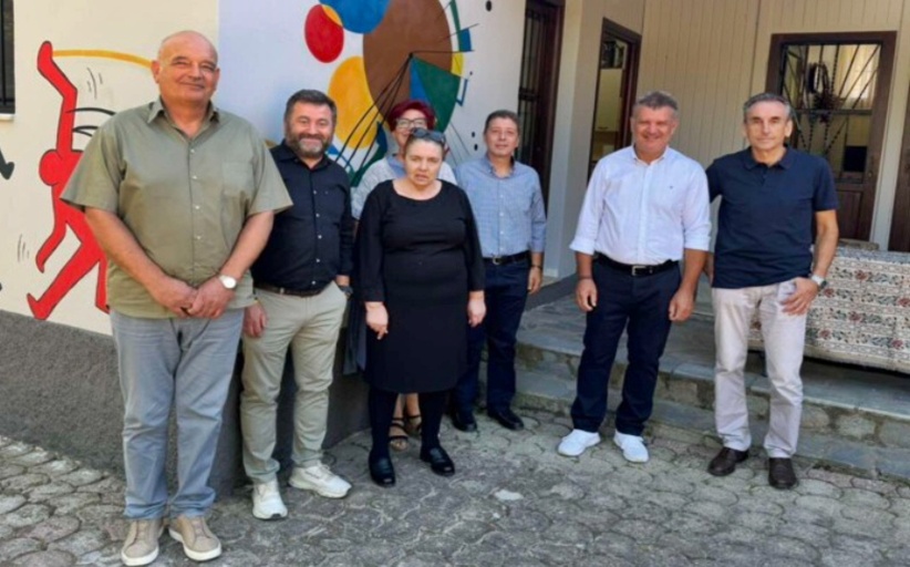 Πραγματοποιήθηκε ο Αγιασμός στο Γυμνάσιο των Αμπελίων...