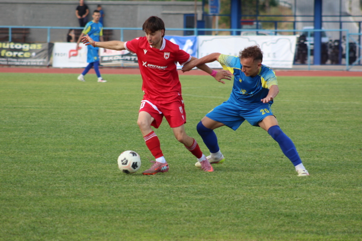 Εικόνες από τη νίκη των Μετεώρων με 7-0 επί του Πύργου για την 2η αγωνιστική της Α΄ Ερασιτεχνικής... Αποτελέσματα